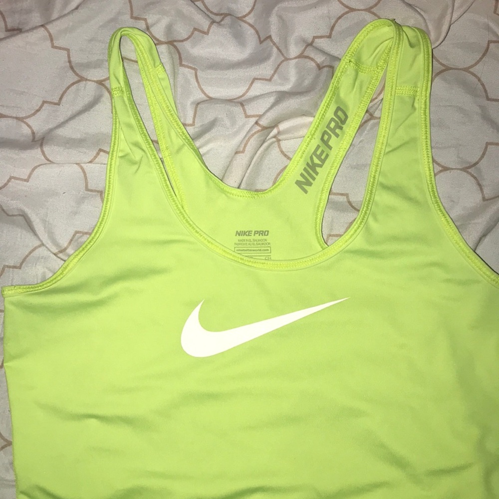 Nike Pro Tank - Picture 2 of 2